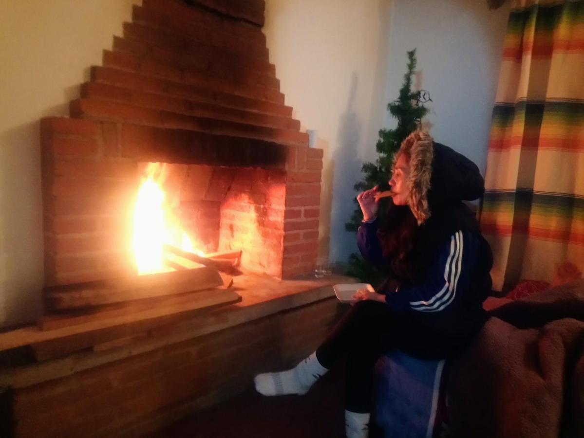 Cabana Con Banera Y Chimeneas En Puesta De Sol El Pacifico Exterior foto